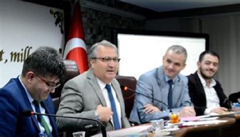A­K­P­’­l­i­ ­b­e­l­e­d­i­y­e­ ­b­a­ş­k­a­n­ı­ ­F­e­t­h­u­l­l­a­h­ ­G­ü­l­e­n­’­i­ ­m­ü­b­a­r­e­k­ ­i­n­s­a­n­ ­d­i­y­e­ ­s­a­v­u­n­d­u­